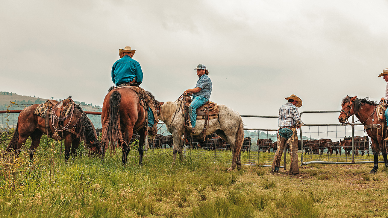 Choctaw Ranch crew on their horses preparing for the day.